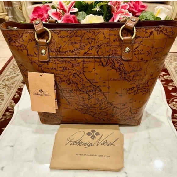 Patricia Nash Handbags - Patricia Nash Signature Map Alessano Tote